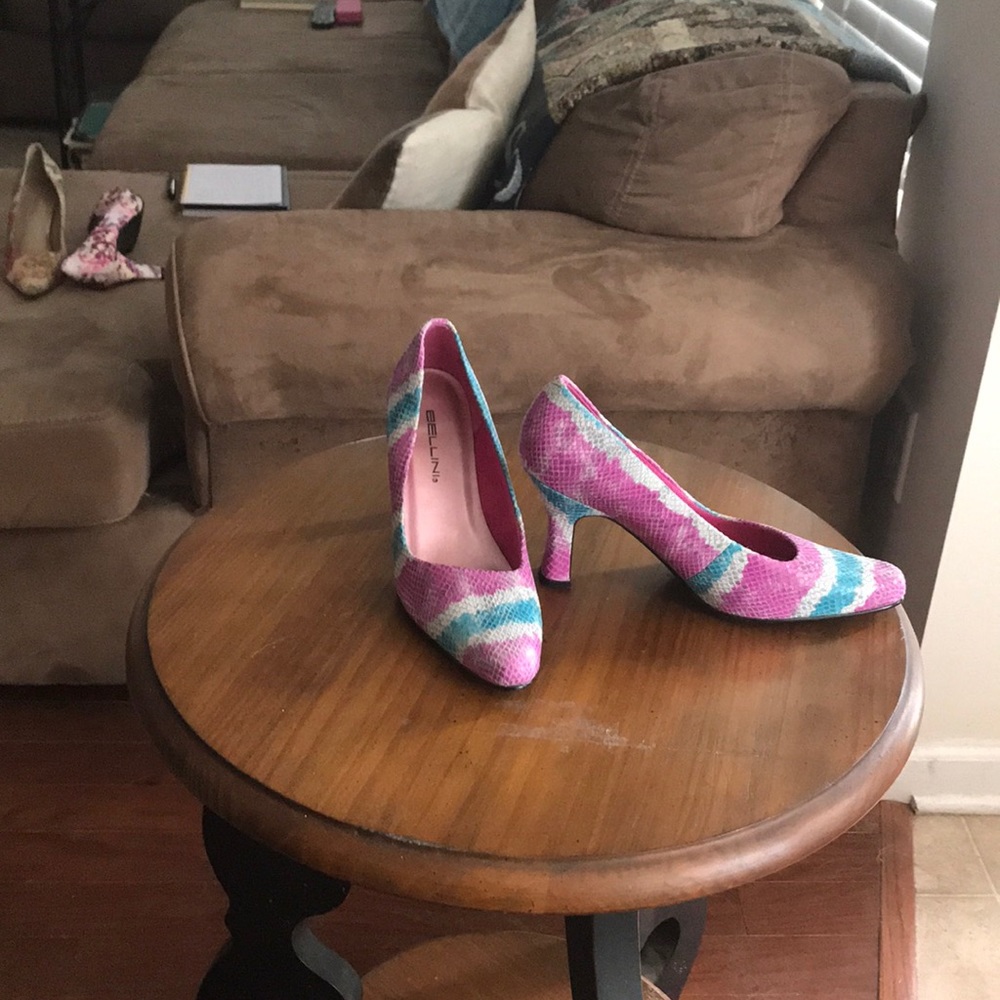 Shoes - Picture 2 of 2